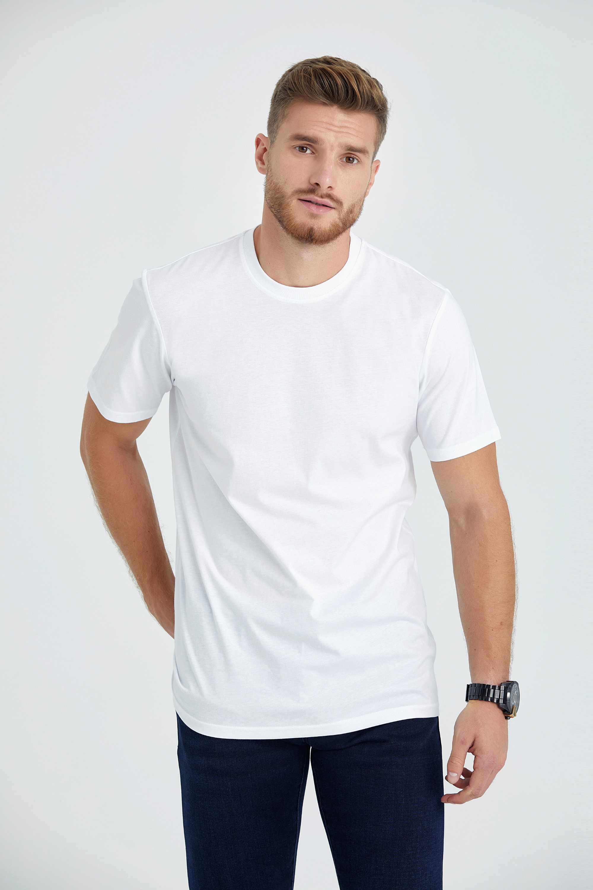 round neck regular fit long t-shirt white