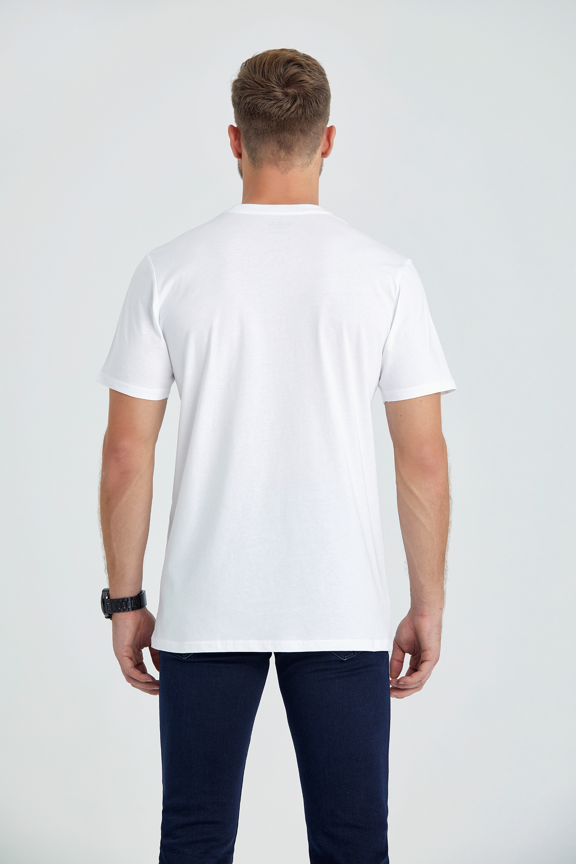 round neck regular fit long t-shirt white