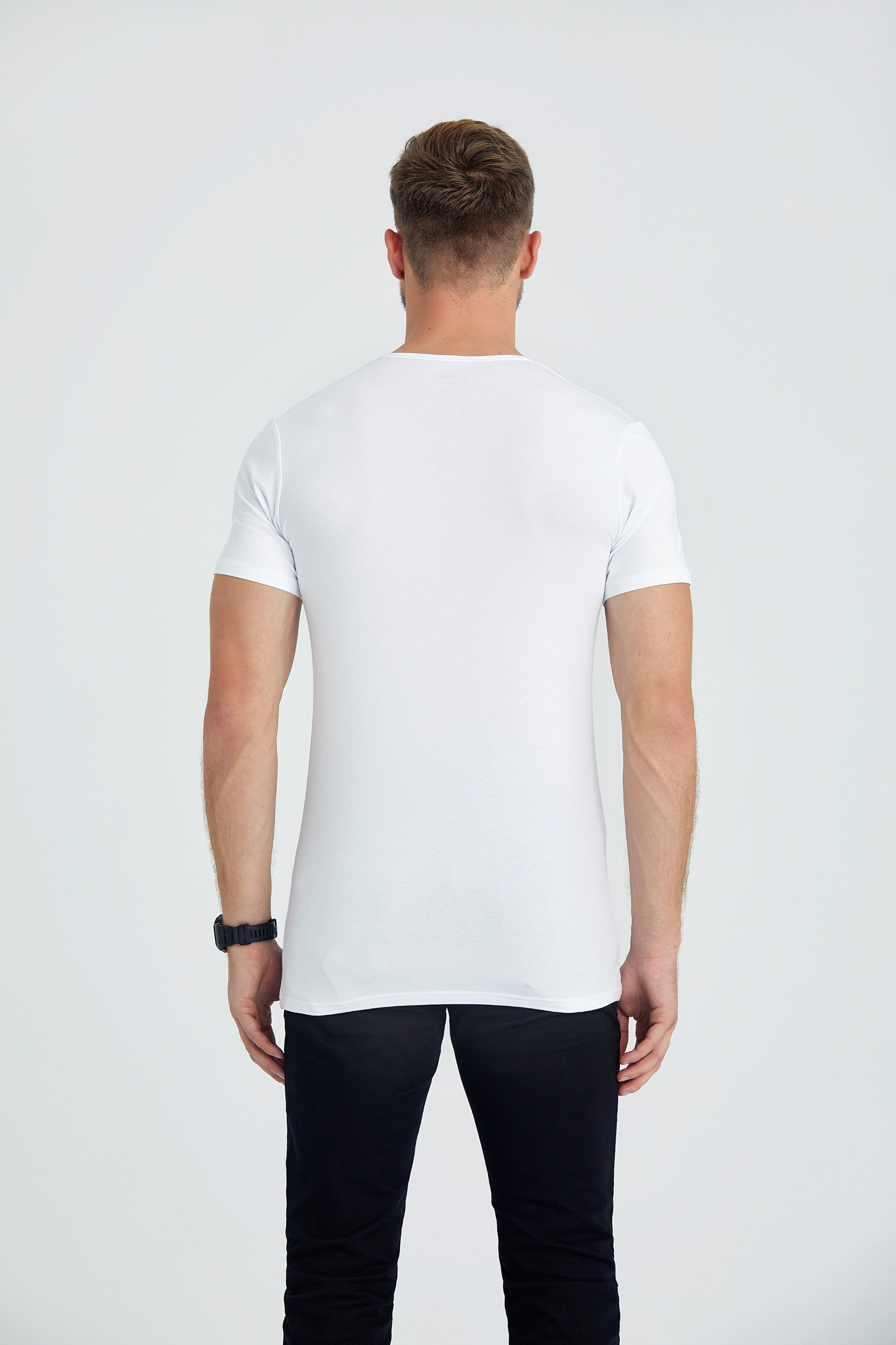 round neck slim fit long t-shirt white