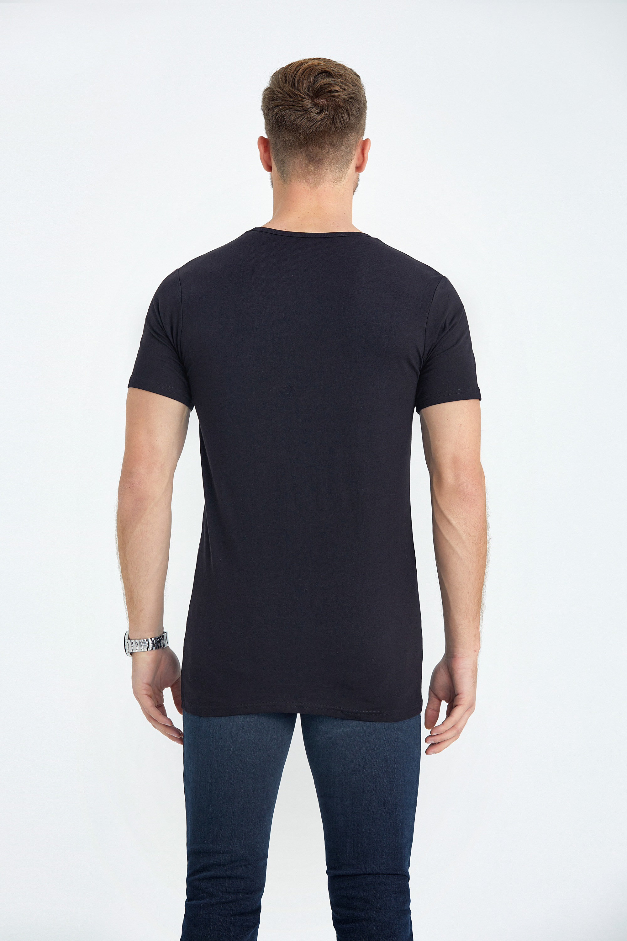 round neck slim fit long t-shirt black