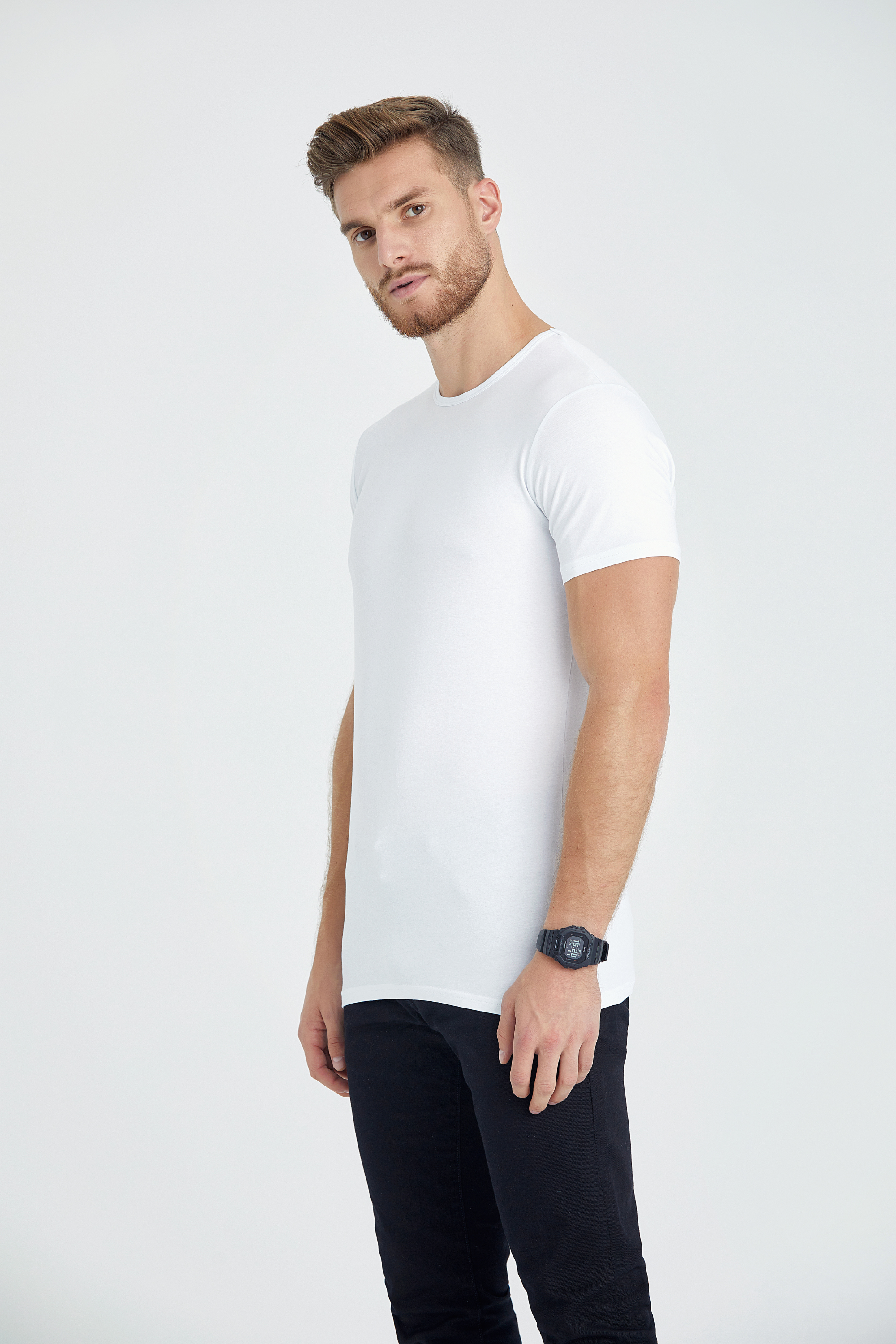 round neck slim fit long t-shirt white